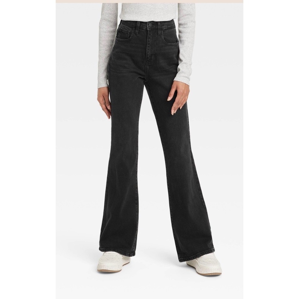 Universal Thread Womens High-Rise Flare Jeans Black Comfort Stretch 14 Regular